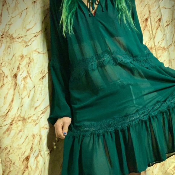 Gianni Bini Emerald Green Sheer Lacy Dress - Picture 10 of 10